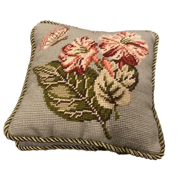Square Vtg Hibiscus Tapestry Pillows W/Velvet Back & Rope Trim 9”X 9”Set of 2 - Picture 2 of 5